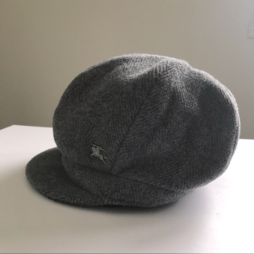 Authentic Vintage Burberry logo wool hat in grey size S